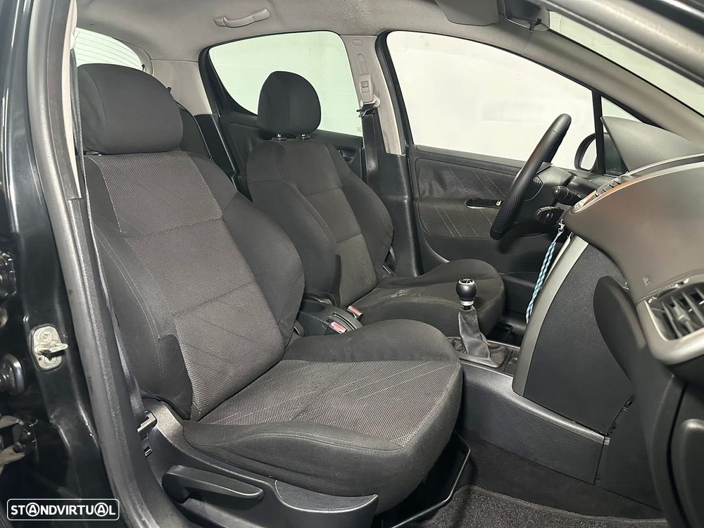 Peugeot 207 1.4 HDi Sport - 8