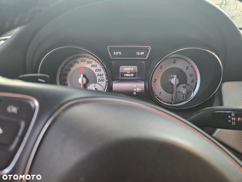 Mercedes-Benz CLA 220 (CDI) d - 5