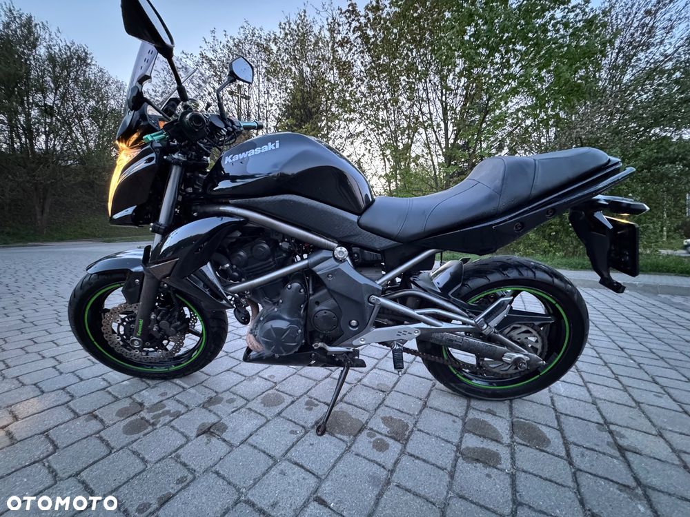 Kawasaki ER - 7