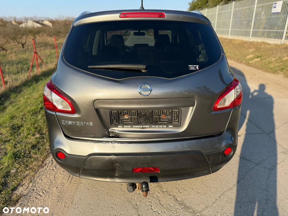 Nissan Qashqai+2 - 24