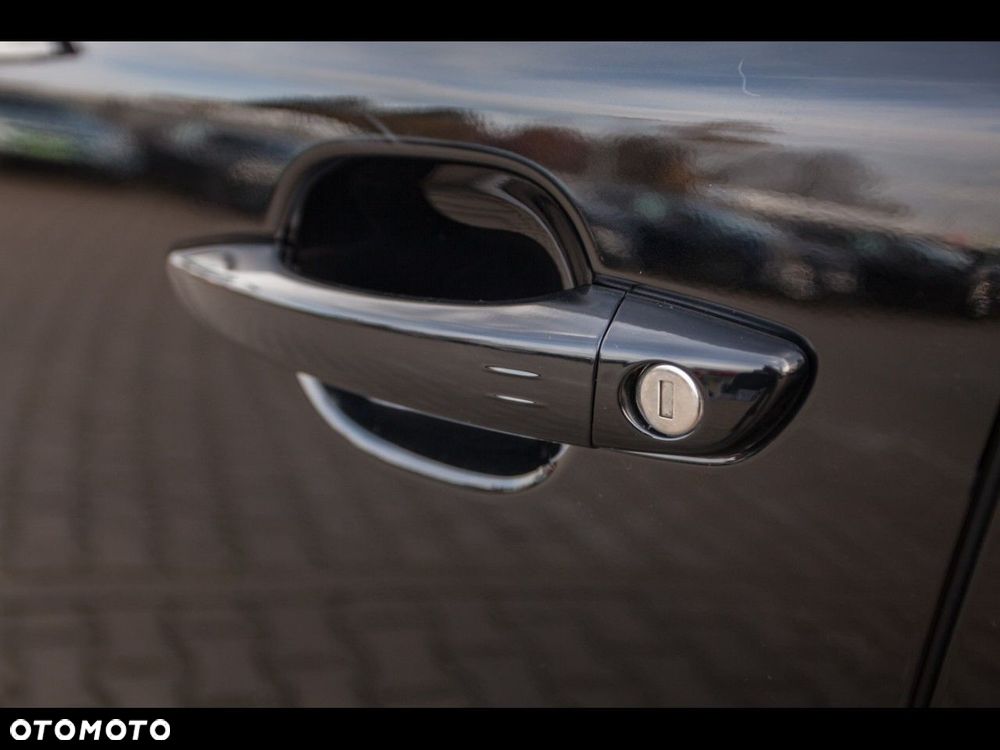 Peugeot 2008 1.2 PureTech Allure S&S EAT8 - 15