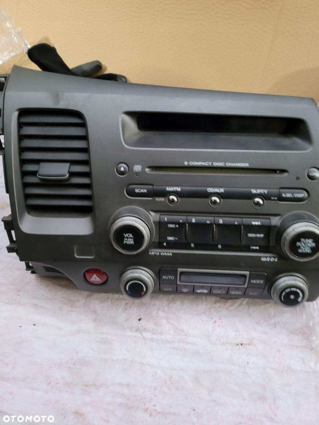 RADIO PANEL NAWIEWU HONDA CIVIC SEDAN 06- MN826RA - 3