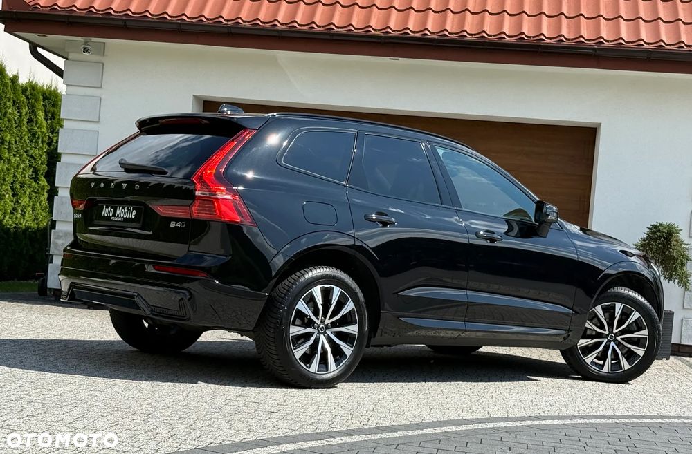 Volvo XC 60 B4 D AWD Plus Dark - 4