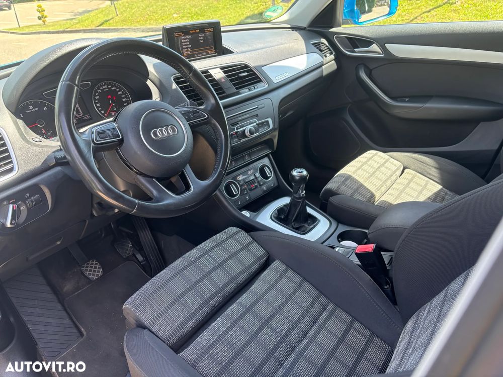 Audi Q3 2.0 TDI sport - 23