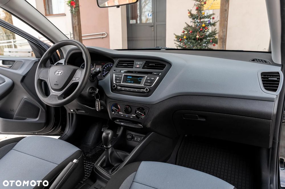 Hyundai i20 1.2 Select - 29