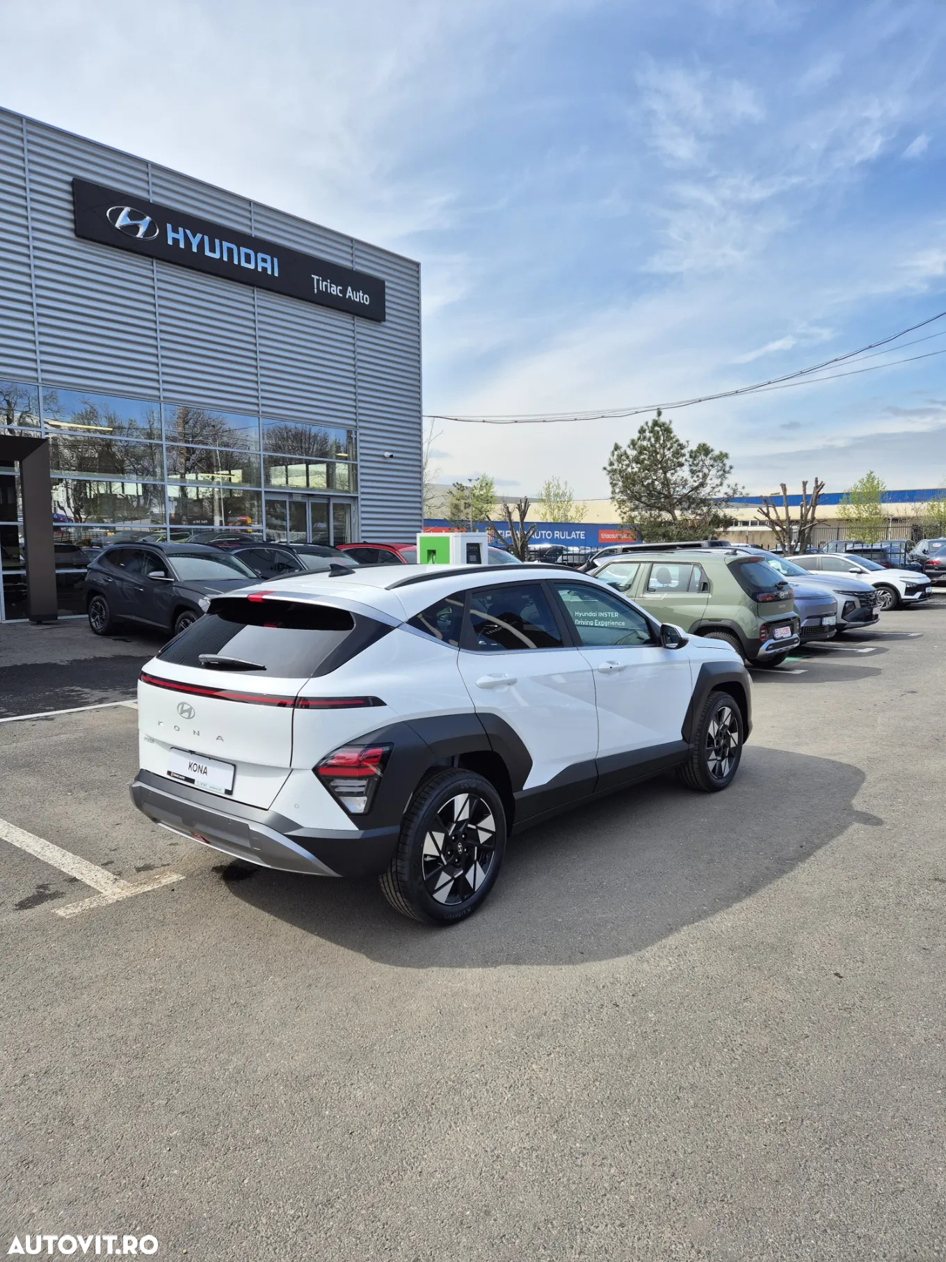 Hyundai KONA 1.6 T-GDI 138 CP 6MT 2WD Premium+ - 4