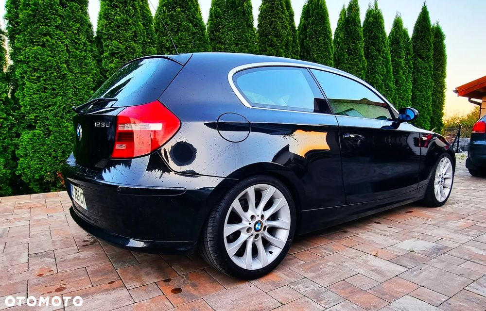 BMW Seria 1 123d DPF Edition Sport - 5