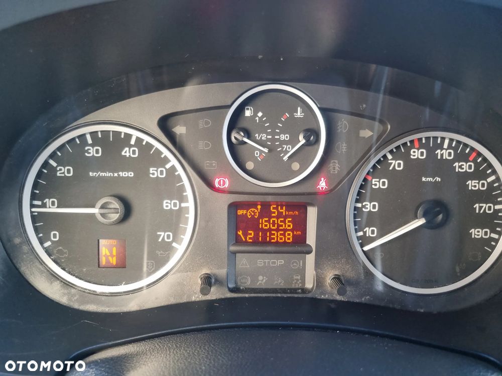 Peugeot Partner e-HDi FAP 92 EGS6 Stop&Start Active - 19
