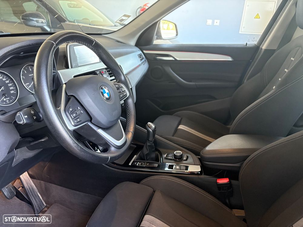 BMW X1 16 d sDrive Line Sport - 8