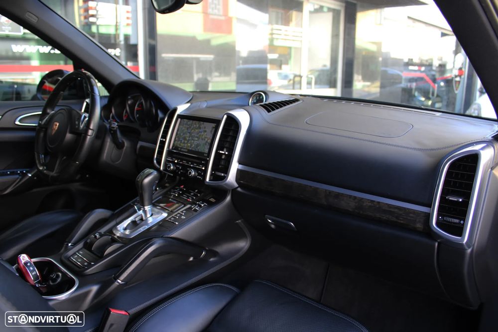 Porsche Cayenne 3.0 V6 - 33