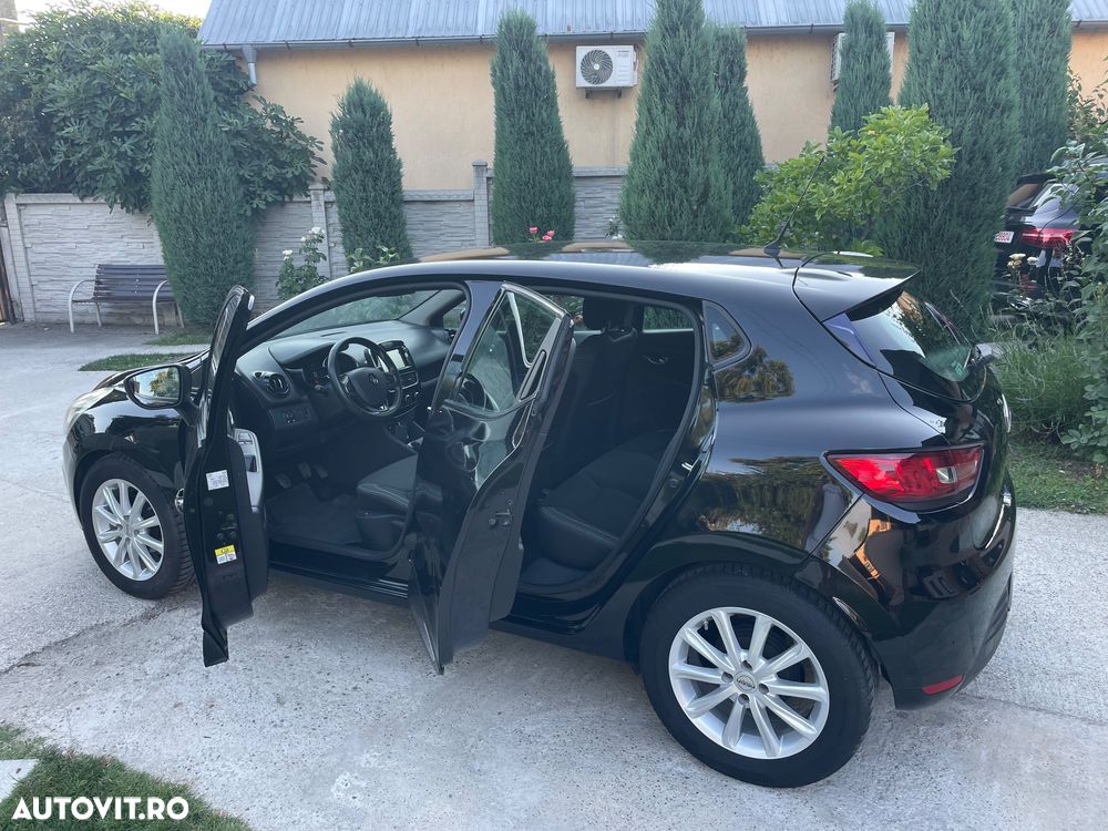 Renault Clio - 12