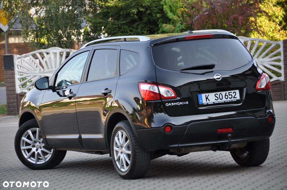 Nissan Qashqai+2 2.0 4x4 360 - 23