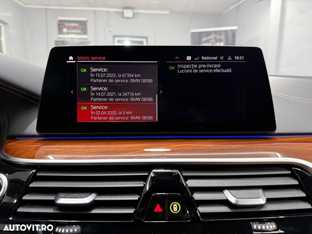 BMW Seria 5 530e Aut. M Sport Edition - 36