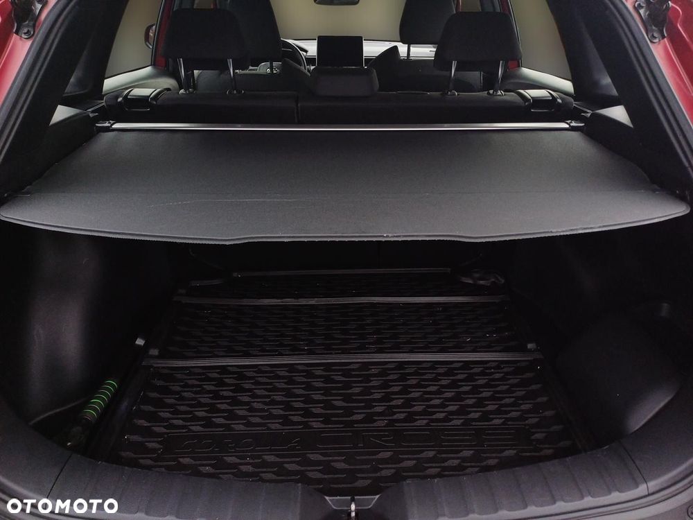 Toyota Corolla Cross - 11