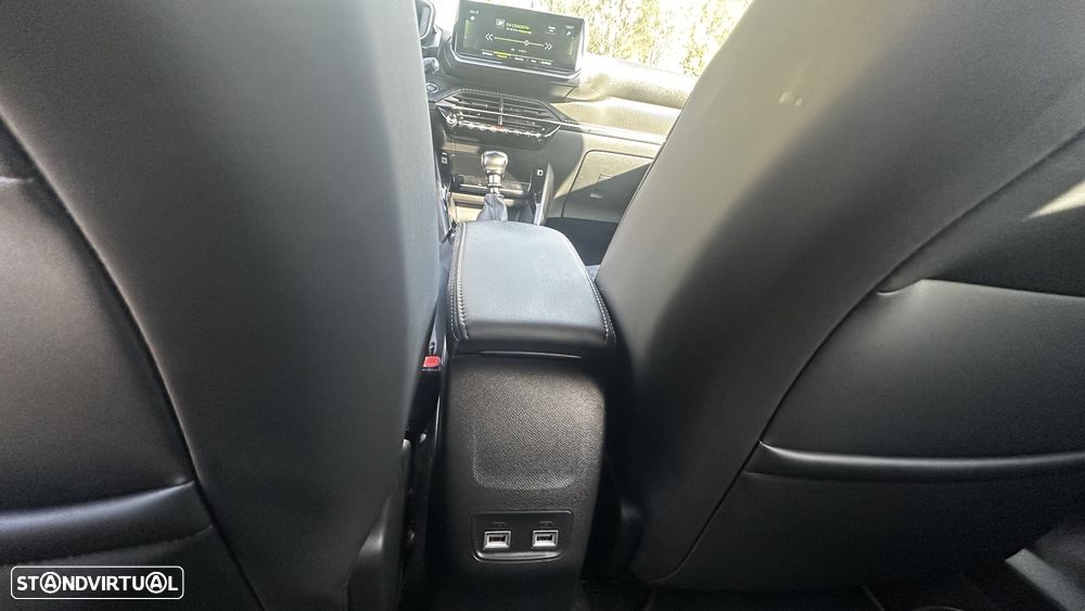 Peugeot 2008 - 26