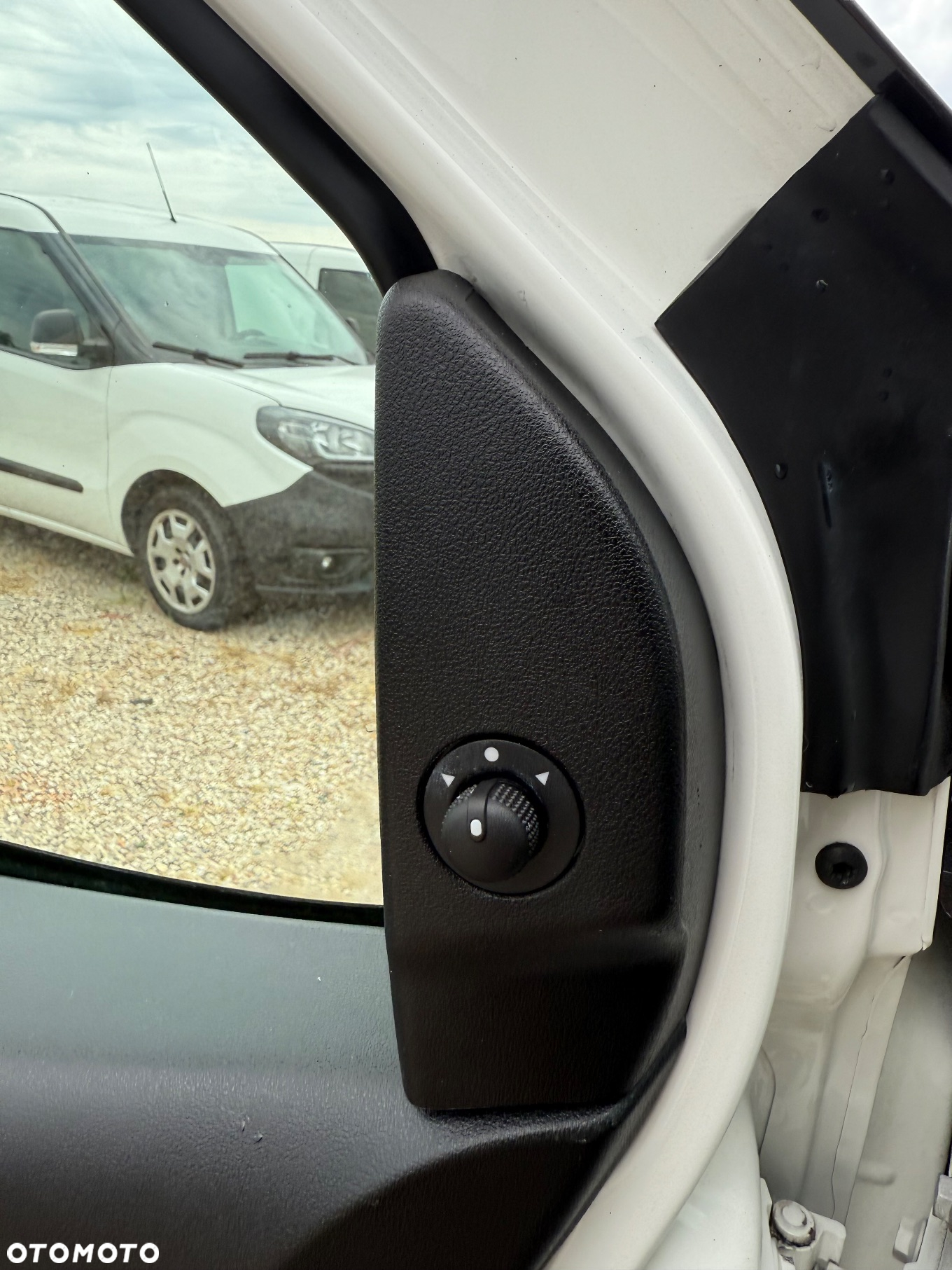 Fiat DOBLO MAXI 1.4 TJET 120 KM NOWY GAZ LPG 97000 KM IDEALNY STAN JAK NOWY OKAZJA 100% PEWNY - 23