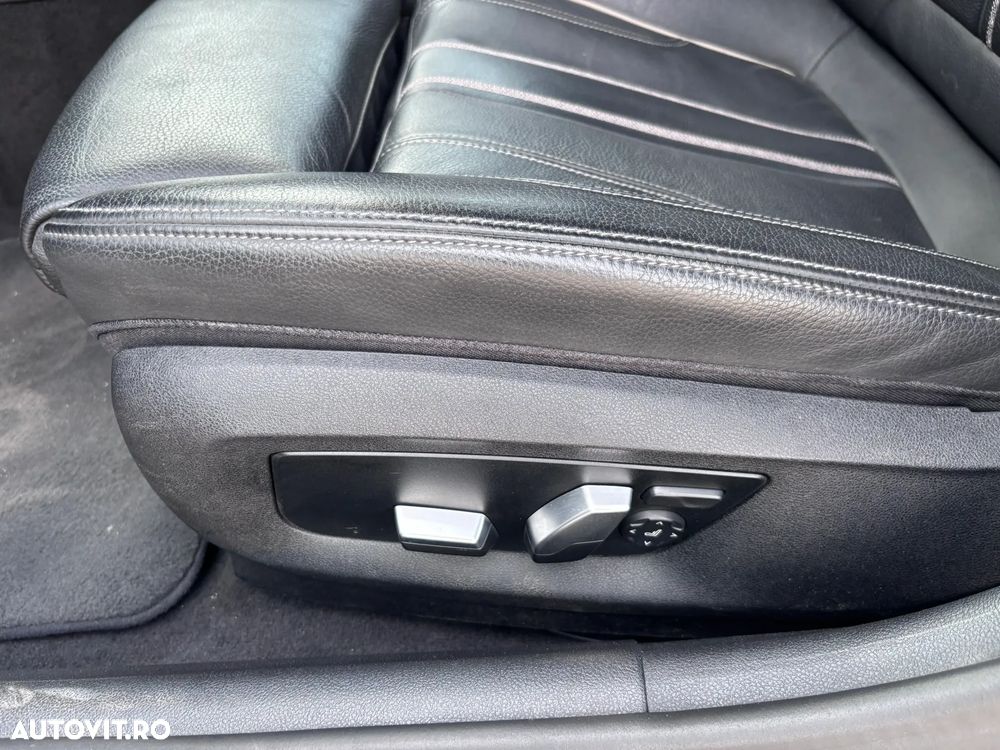 BMW Seria 5 520d Aut. M Sport Edition - 33