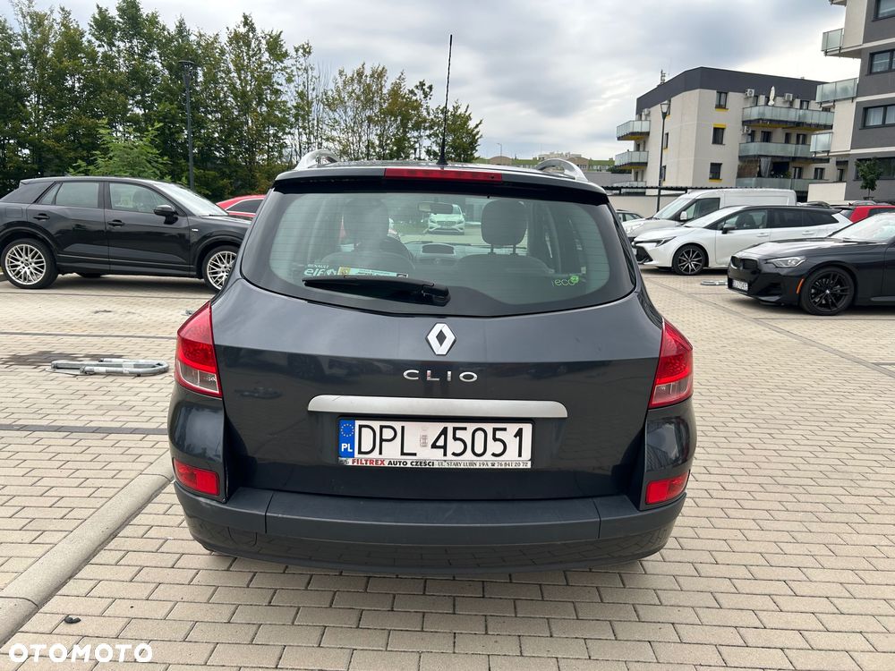 Renault Clio - 5