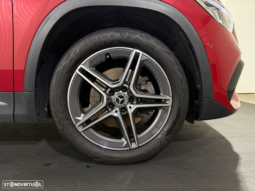 Mercedes-Benz GLA 250 e 8G-DCT AMG Line - 38