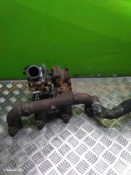 Reparação de Motor Ford Transit 2.4TDCi D4FA - 2