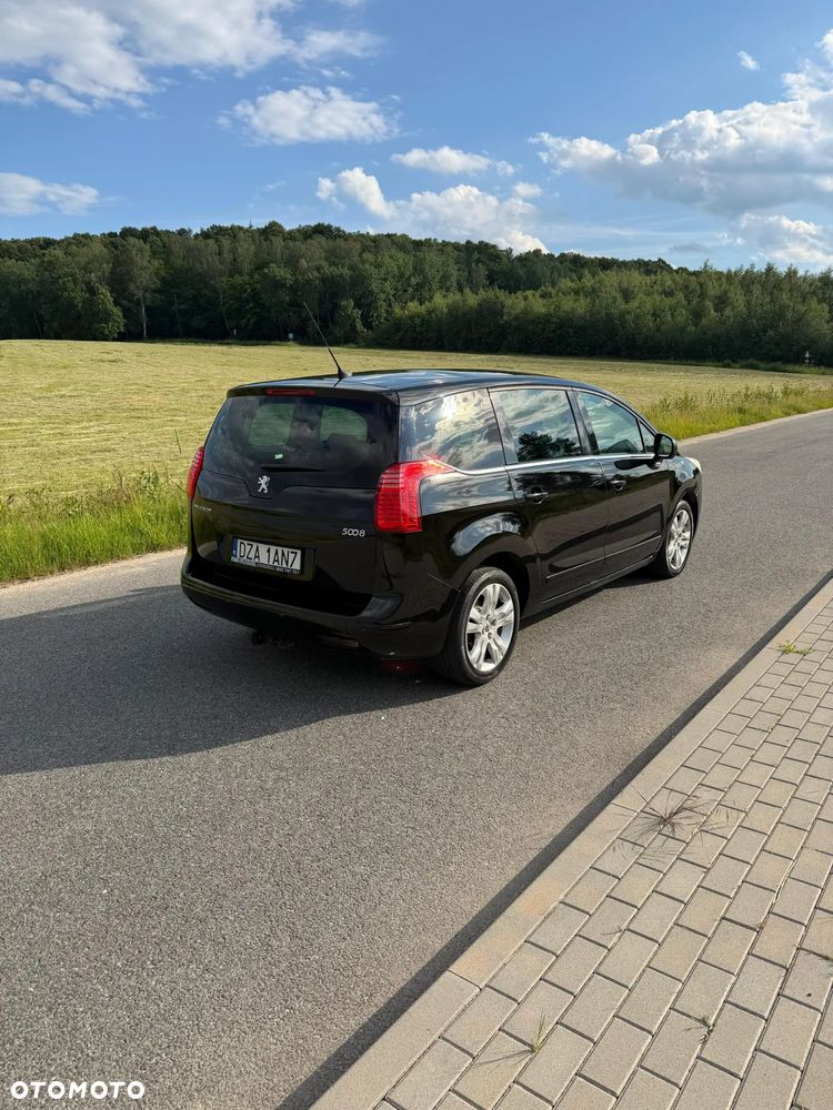 Peugeot 5008 HDI FAP 150 Family - 9