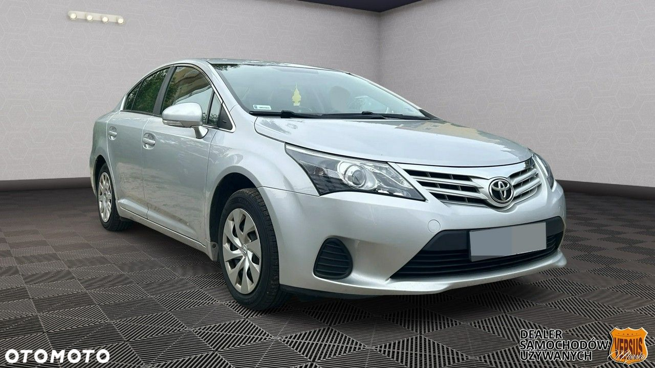 Toyota Avensis 1.6 Active - 3