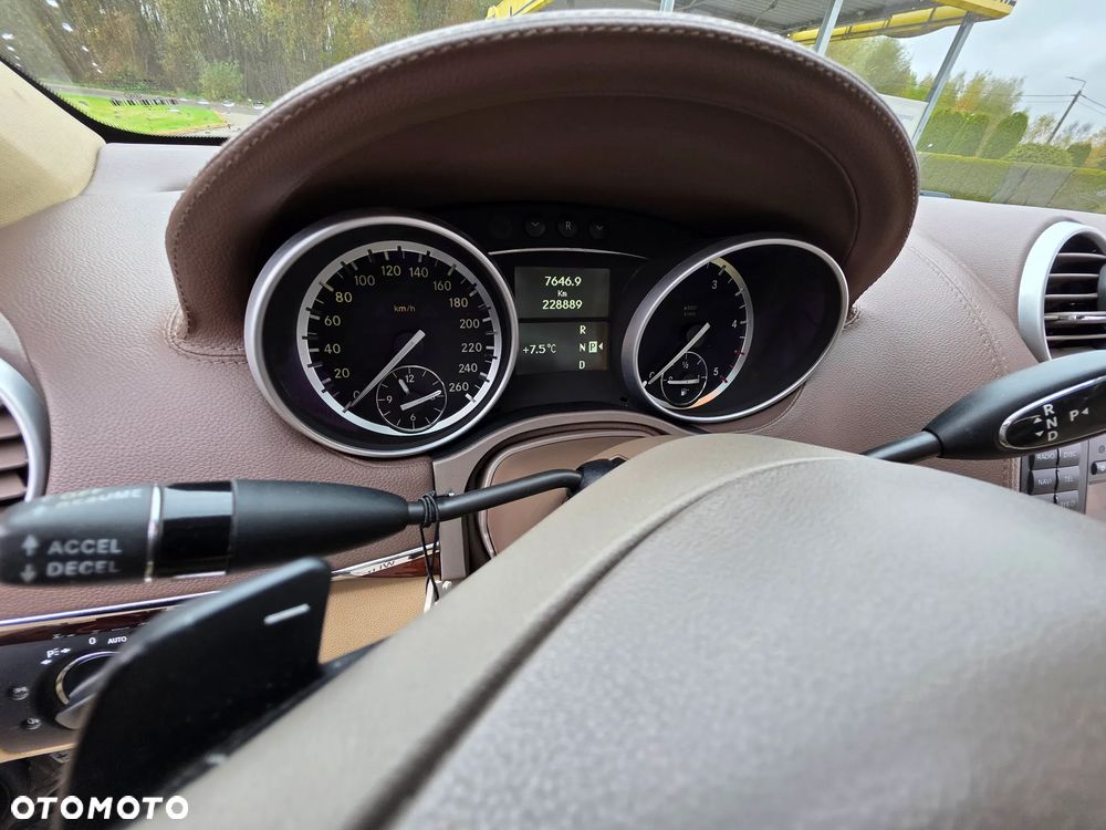 Mercedes-Benz GL 350 BlueTEC 4Matic 7G-TRONIC - 18