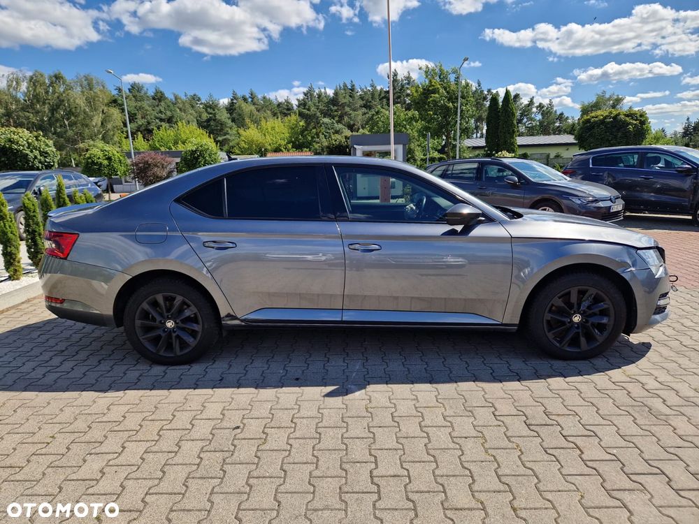 Skoda Superb 2.0 TDI SCR 4x4 Style DSG - 1