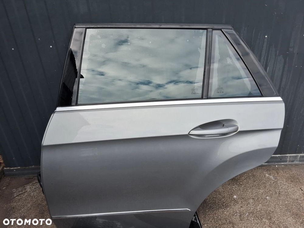 MERCEDES E-KLASA W212 LEWE TYLNE DRZWI KOMPLETNE W KOLOR 792 W ORYGINALE DO MONTAŻU Z 2010 ROK KOMBI - 10