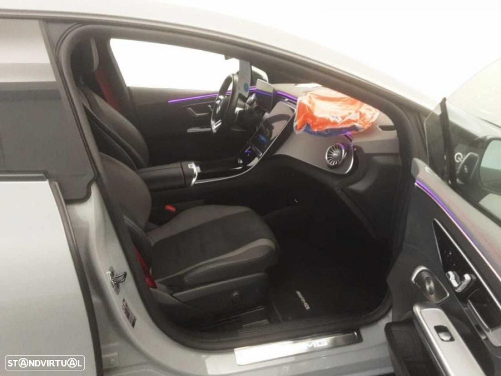 Mercedes-Benz EQE 43 AMG 4Matic - 5