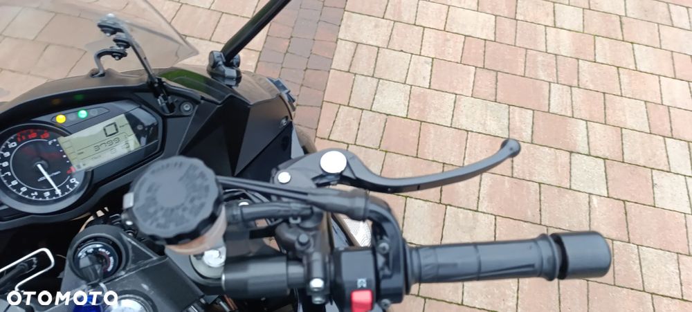 Kawasaki Ninja 1000 SX - 12