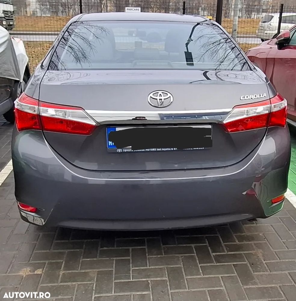 Toyota Corolla - 3