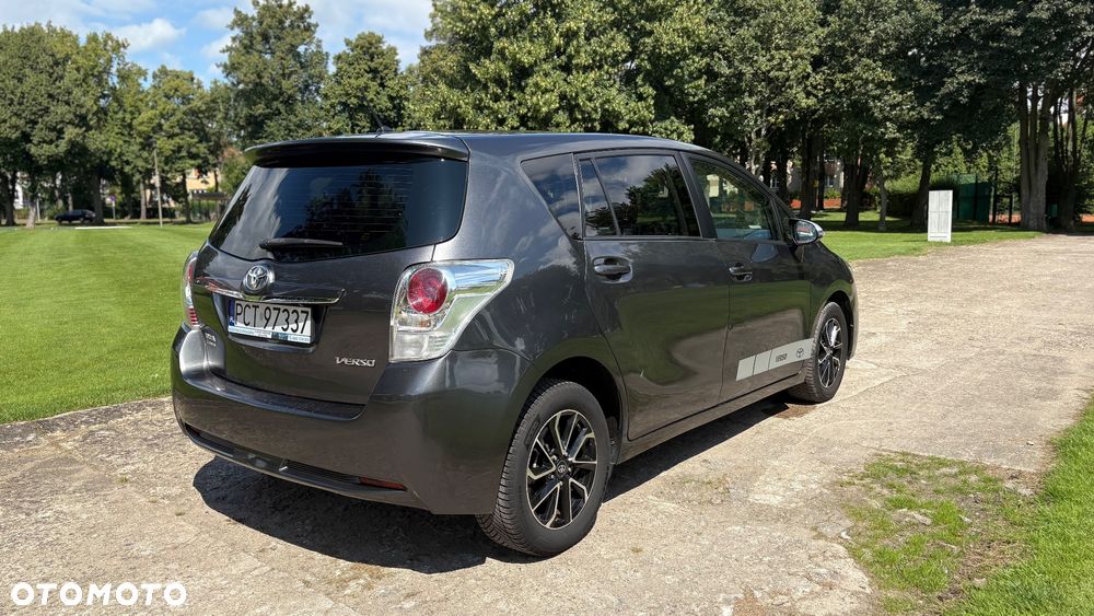 Toyota Verso 1.6 D-4D Active 7os - 18