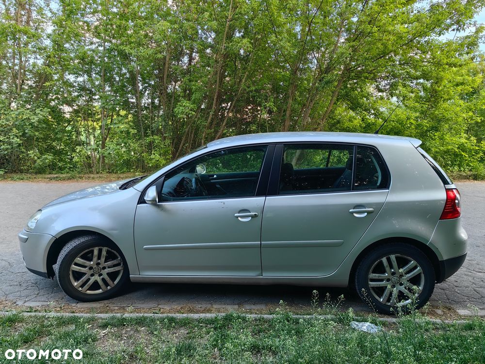 Volkswagen Golf - 4