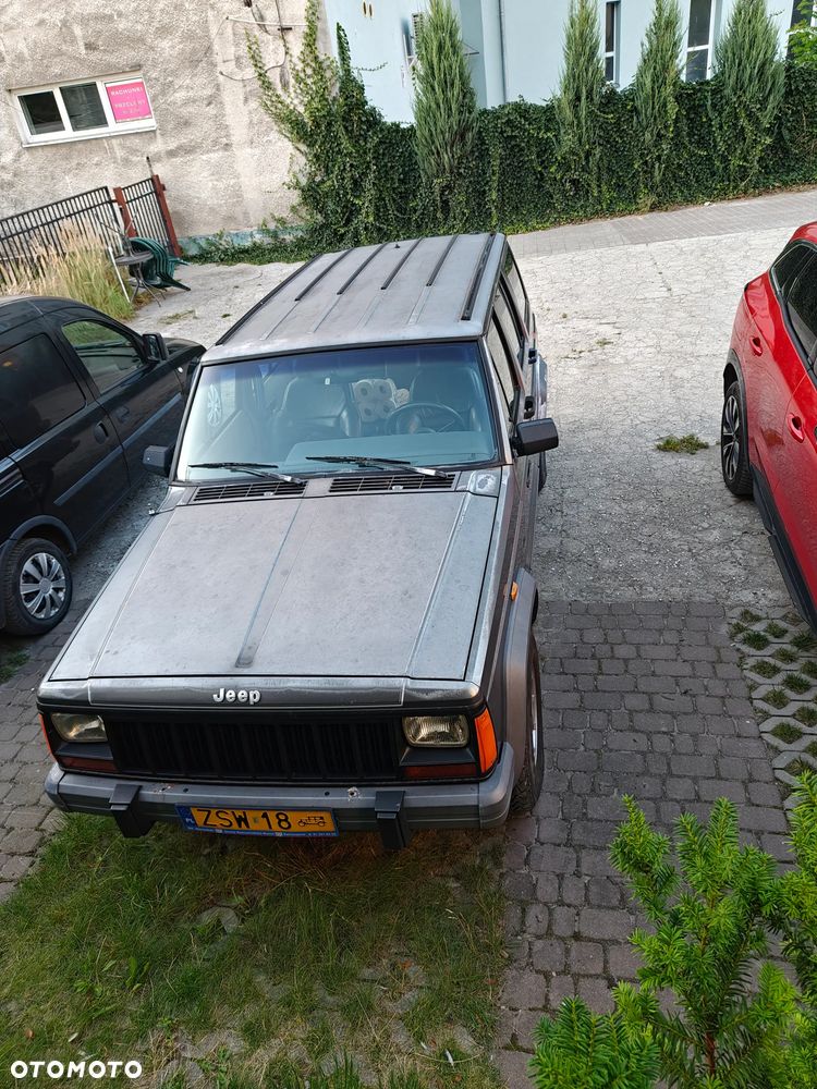 Jeep Cherokee 4.0 Country - 8