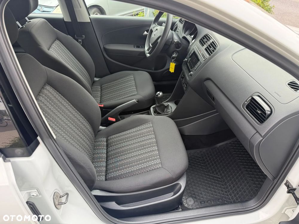 Volkswagen Polo - 17