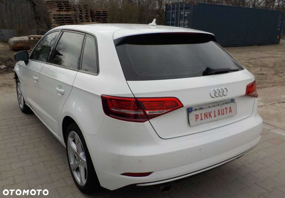 Audi A3 Sportback - 10