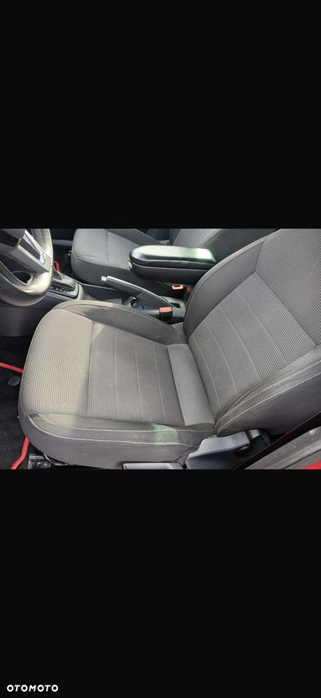 Skoda RAPID - 9