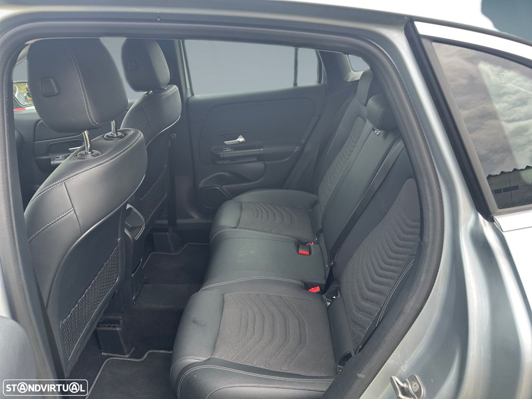 Mercedes-Benz GLA 200 Style - 13