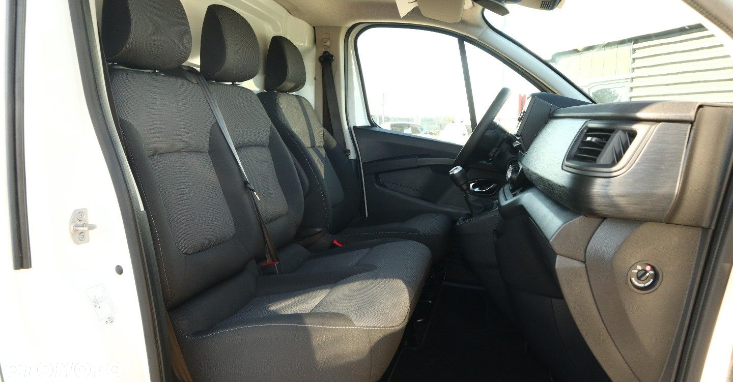 Renault Trafic - 14