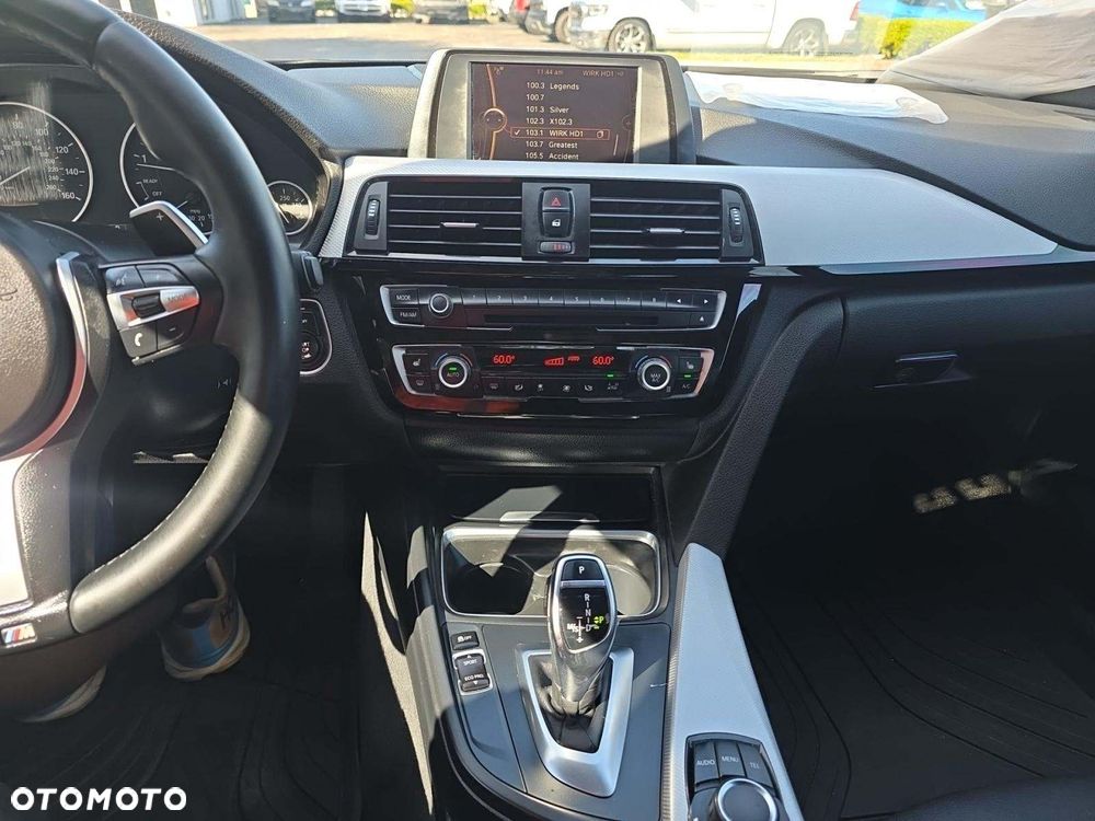 BMW Seria 3 328i Modern Line - 8