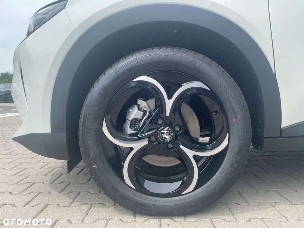 Alfa Romeo Junior 1.2 mHEV Ibrida eDCT - 10