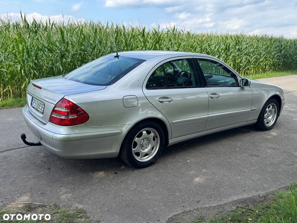 Mercedes-Benz Klasa E 200 Kompressor Automatik Classic - 3