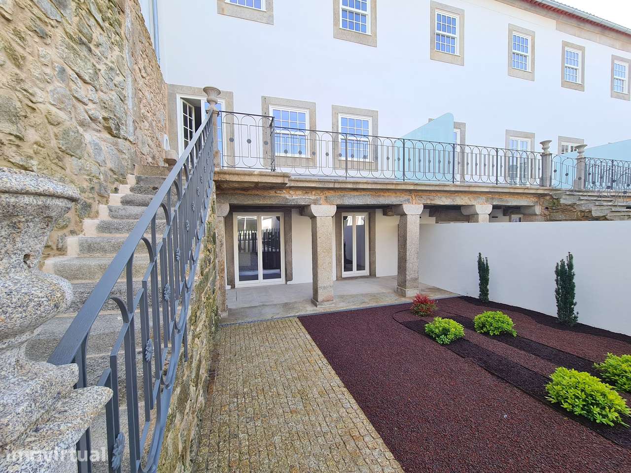 PALÁCIO DOS ALPUINS: APARTAMENTOS E MORADIAS NOVAS, CENTRO DA CIDADE, - Grande imagem: 1/5