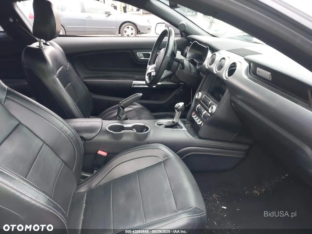 Ford Mustang 5.0 V8 Mach 1 - 4