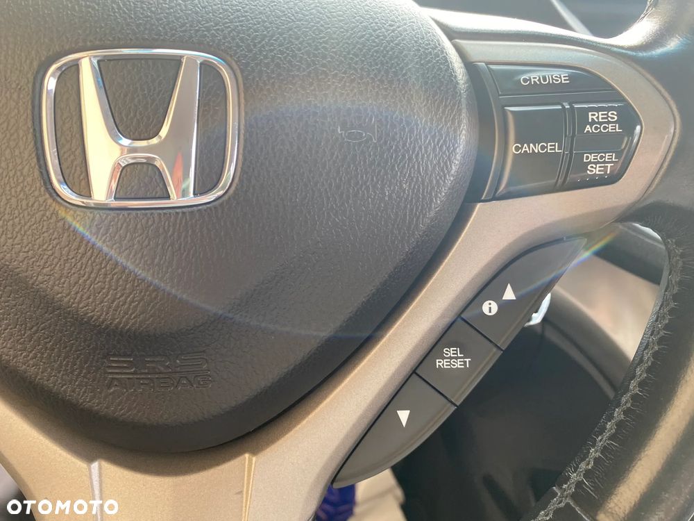 Honda Accord 2.0 Automatik Elegance 50 Jahre Edition - 33