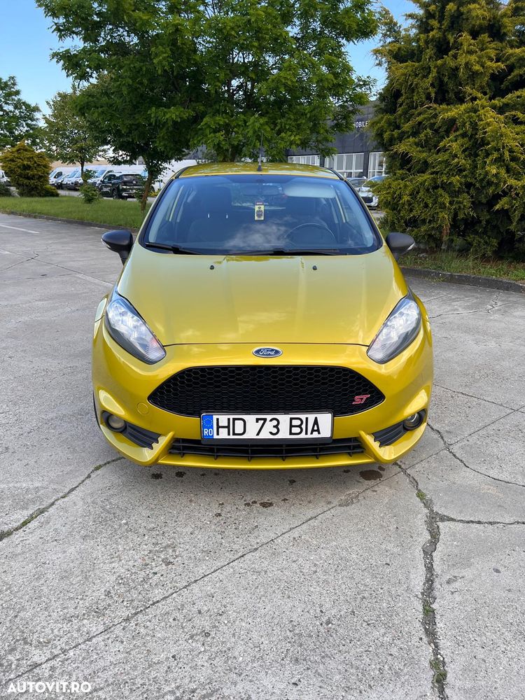 Ford Fiesta 1.5 TDCi Ambiente - 4