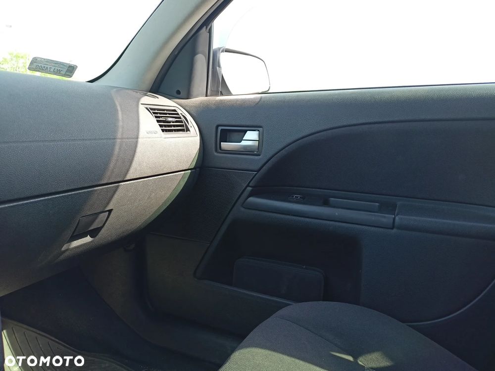 Ford Mondeo - 12