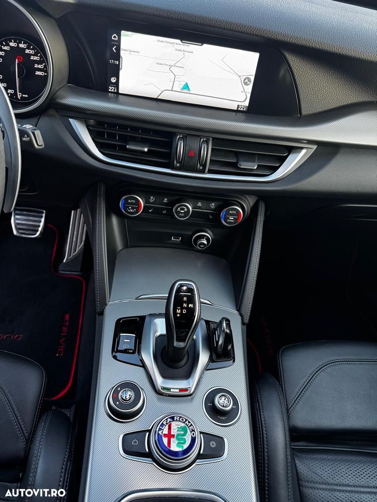 Alfa Romeo Stelvio 2.2 16V AT8 Q4 Veloce Ti - 14