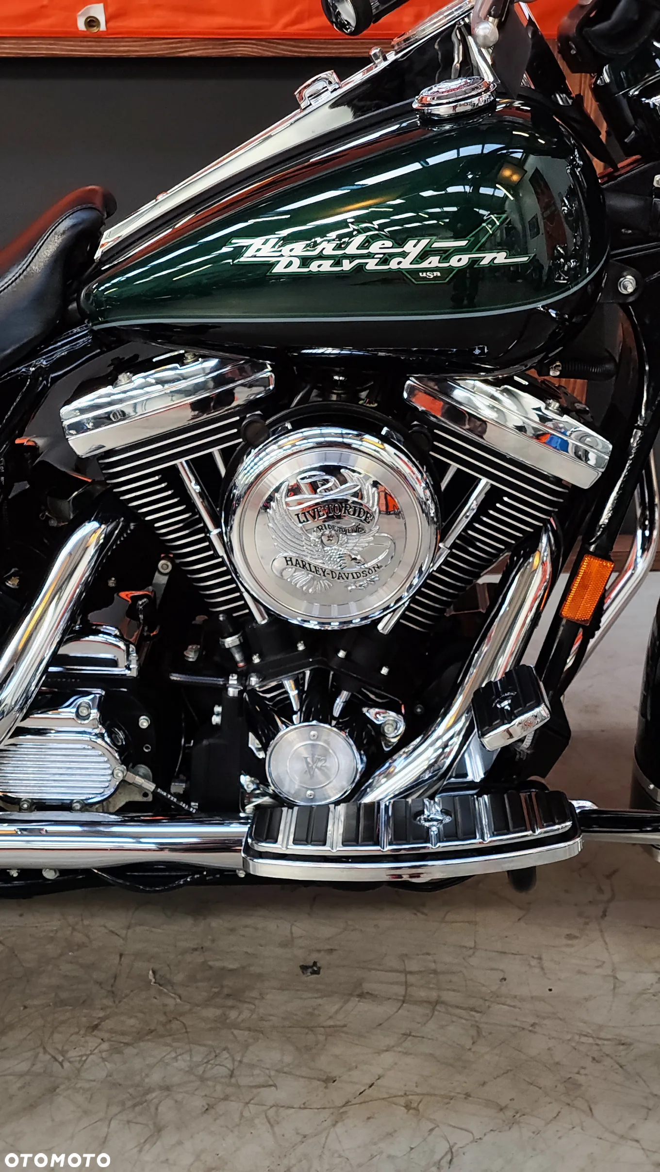 Harley-Davidson Touring Road King - 14